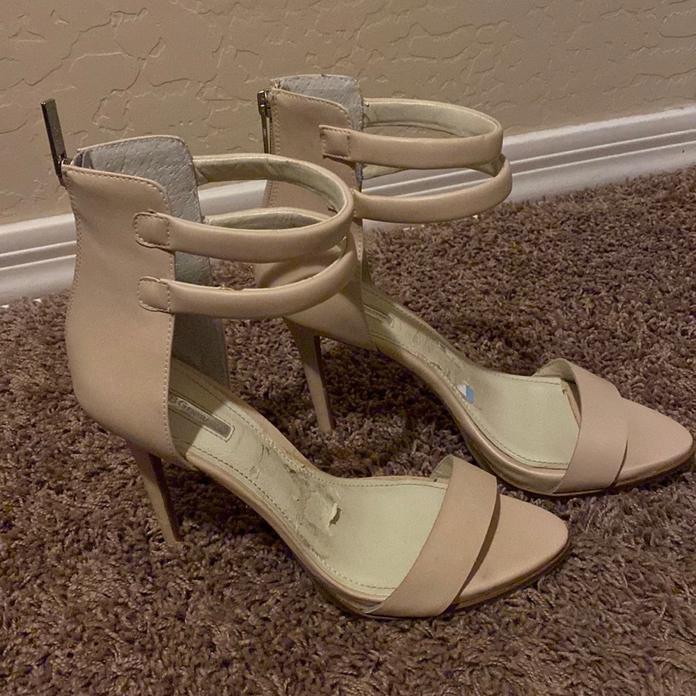 (Not worn) BCBG nude heels- hard to find size 11